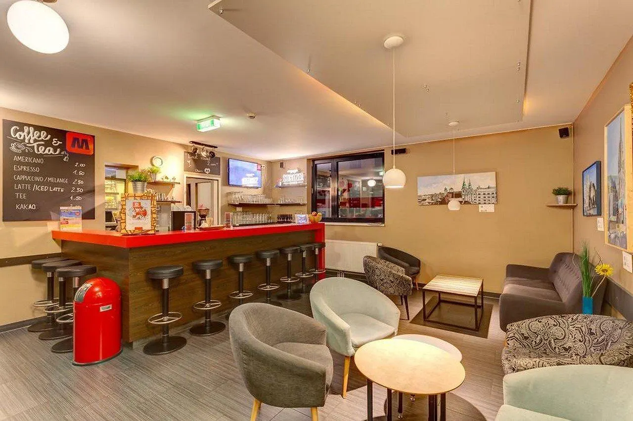 Meininger Hotel Wien Hauptbahnhof