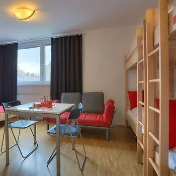Meininger Hotel Wien Hauptbahnhof