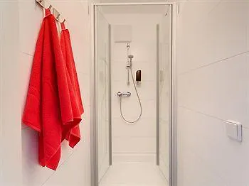 Meininger Hotel Wien Hauptbahnhof