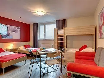 Meininger Hotel Wien Hauptbahnhof