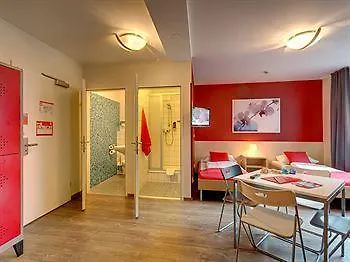 Meininger Hotel Wien Hauptbahnhof