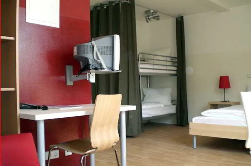 Meininger Hotel Wien Hauptbahnhof