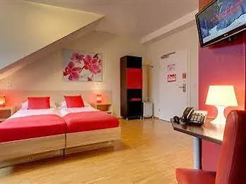 Meininger Hotel Wien Hauptbahnhof